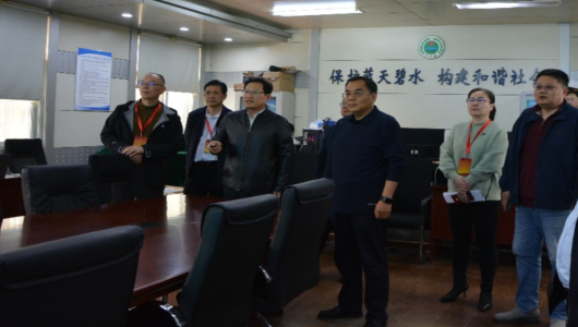 市人大常委会领导调研大气污染防治工作情况